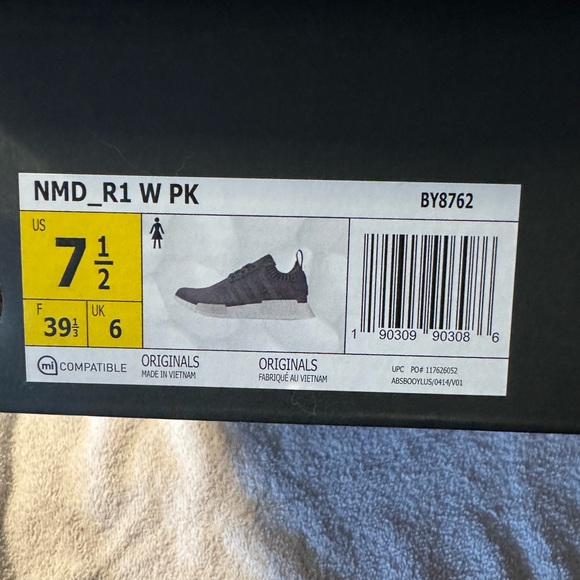 Adidas NMD_R1 PK Primeknit Grey France USED size 7.5 - Picture 8 of 8